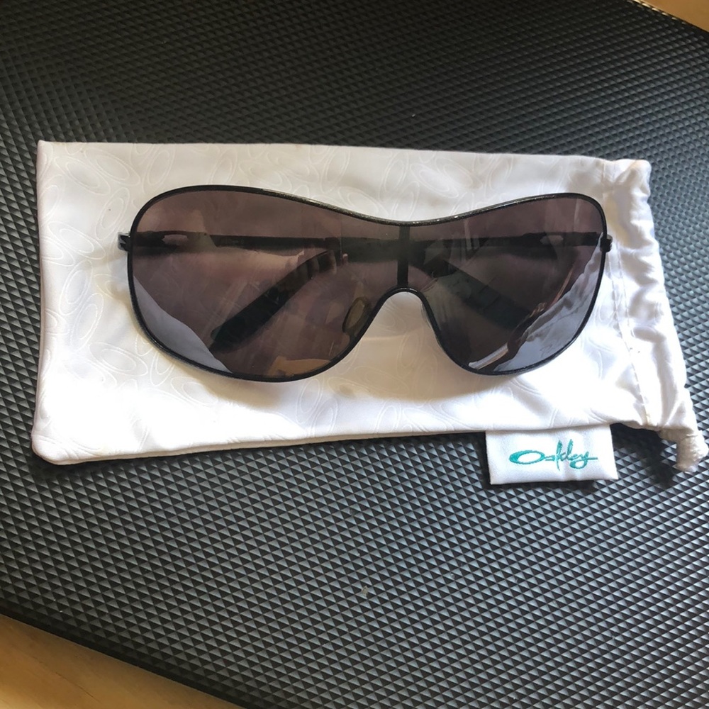 Women’s Oakley Sunglasses